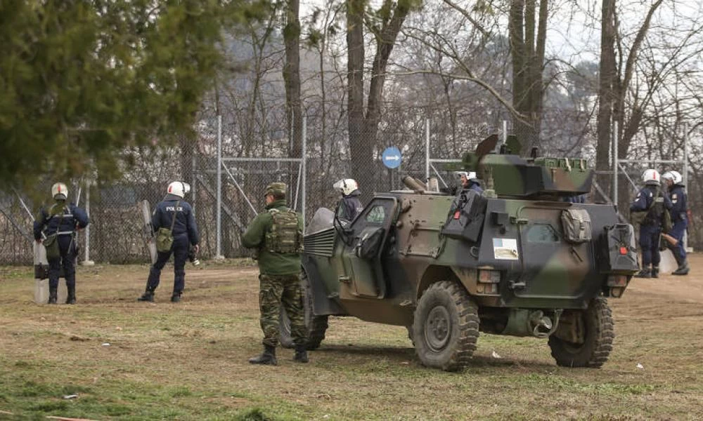 Βίντεο-ντοκουμέντο: Μπλούζα του τουρκικού στρατού στα ''χέρια'' των ΕΔ - Προειδοποιητικά πυρά εναντίον των ΜΑΤ!
